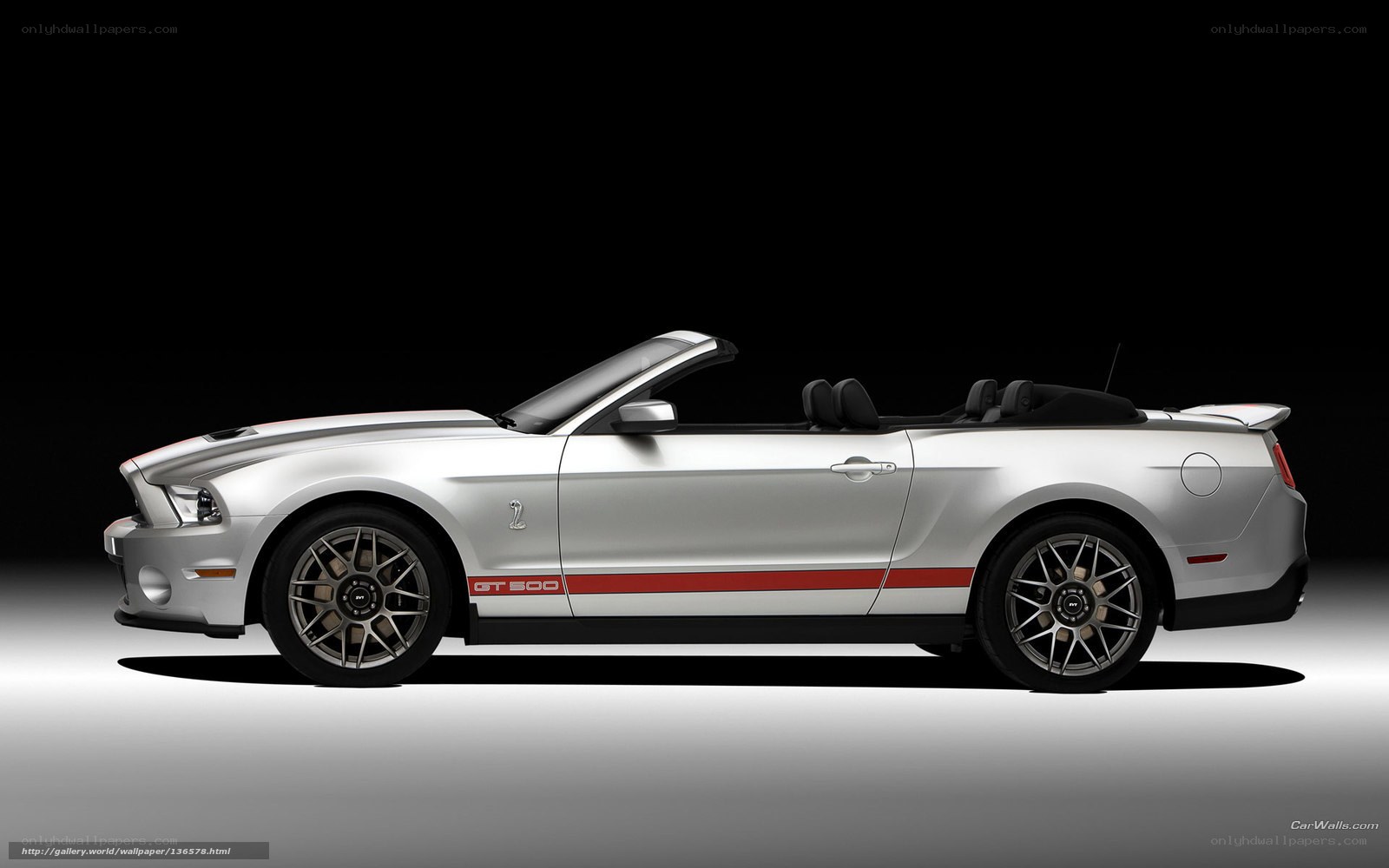silver ford mustang convertible