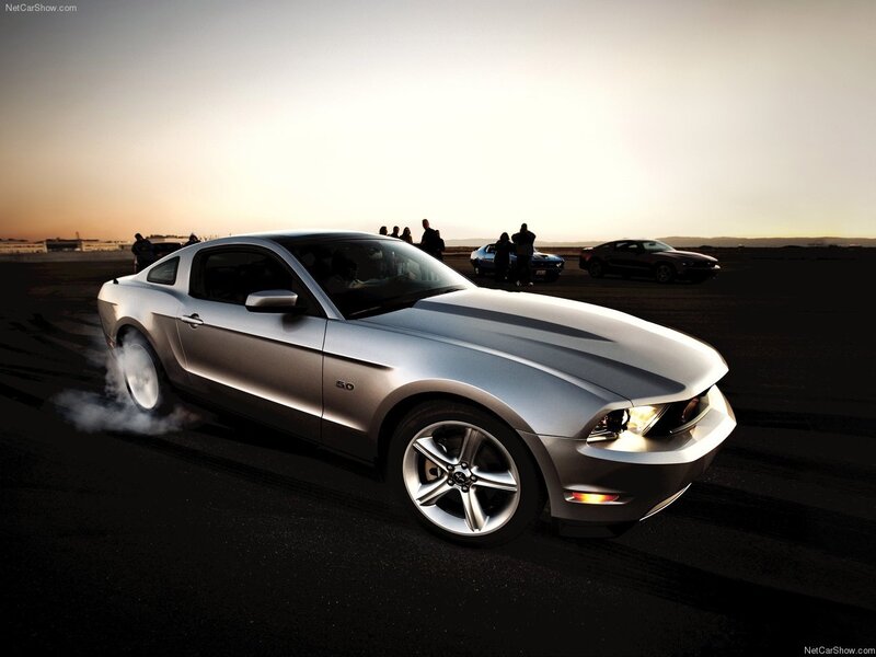 Silver Ford Mustang — Dramatic