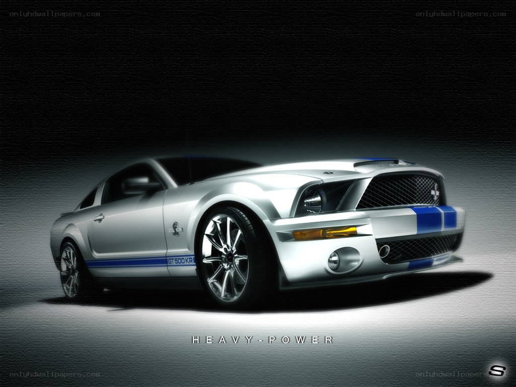 Silver Ford Mustang GT