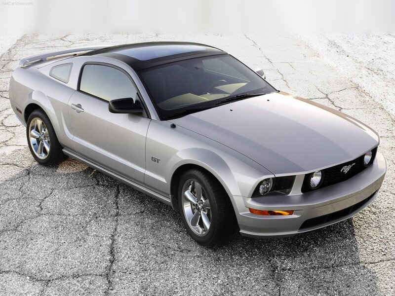 silver ford mustang gt