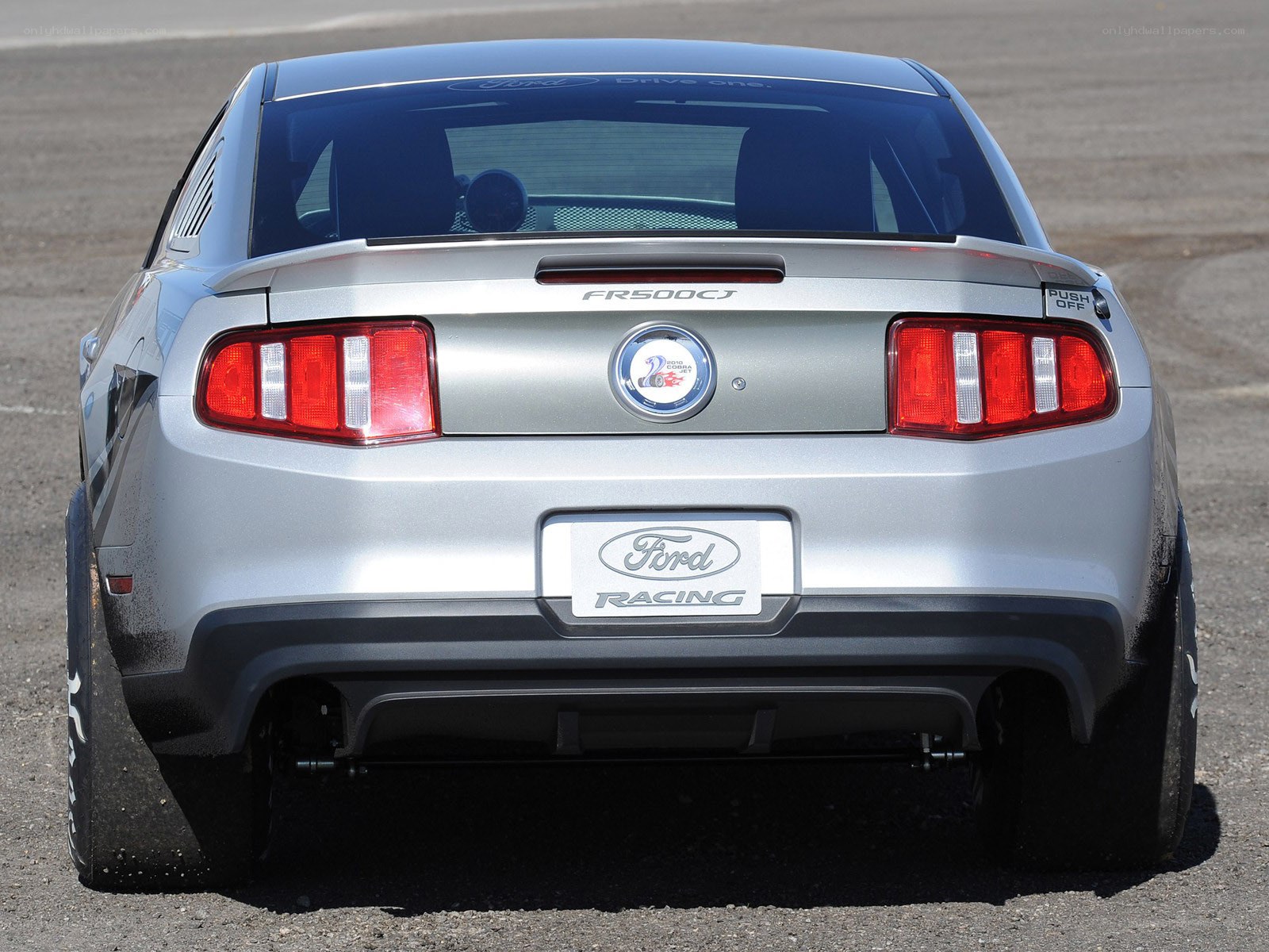 silver ford mustang rear view