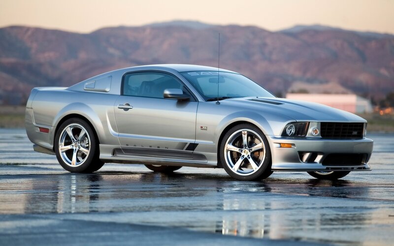 Silver Ford Mustang Saleen