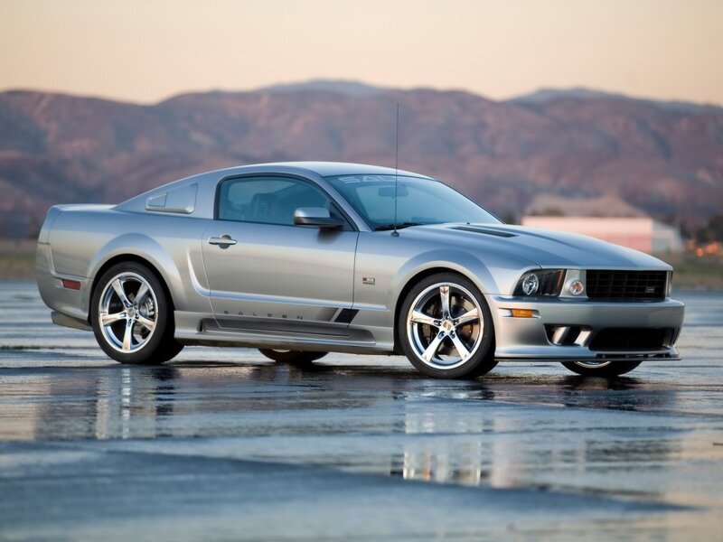 Silver Ford Mustang Saleen