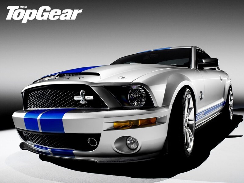 Silver Ford Mustang Shelby GT500