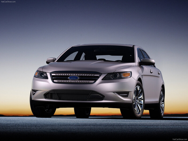 Silver Ford Taurus