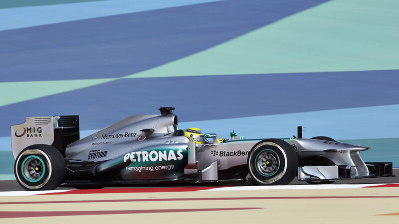 Silver Formula One Car — Dynamic