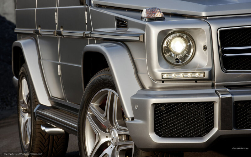 Silver G-wagon Suv — Dramatic