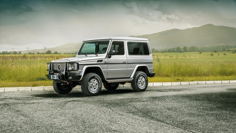 Silver G-wagon Suv — Gray