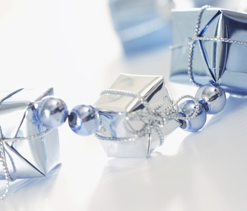 silver gift boxes with beads