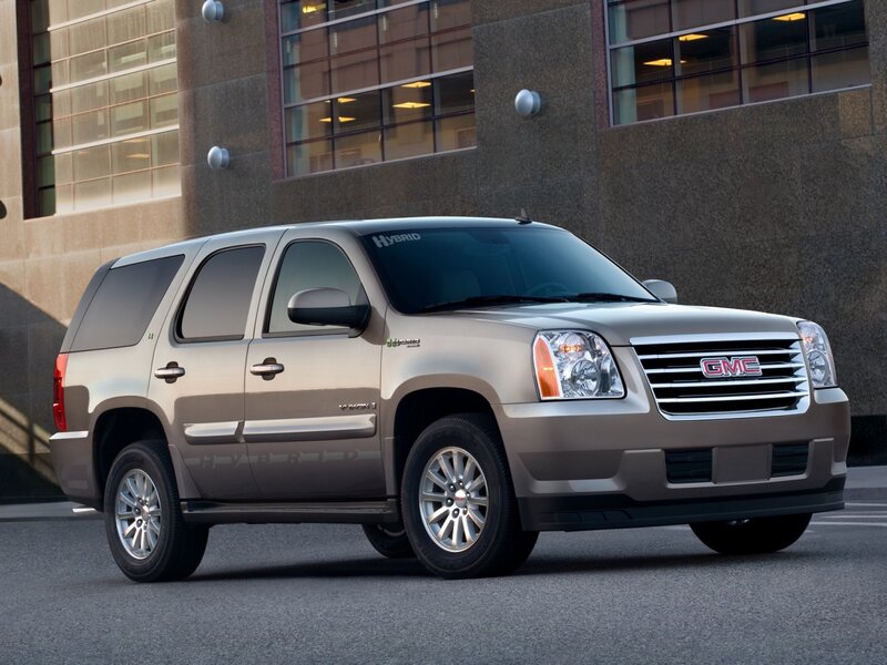 Silver GMC Yukon Hybrid — Neutral