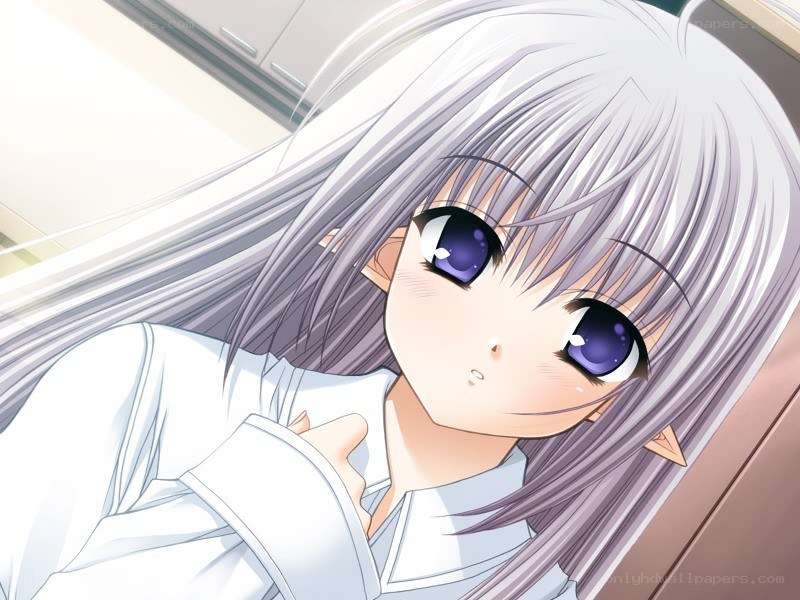 silver-haired anime girl