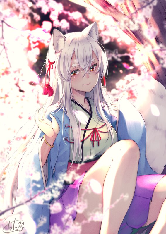 Silver-haired Fox Girl — White, Serene, Spring