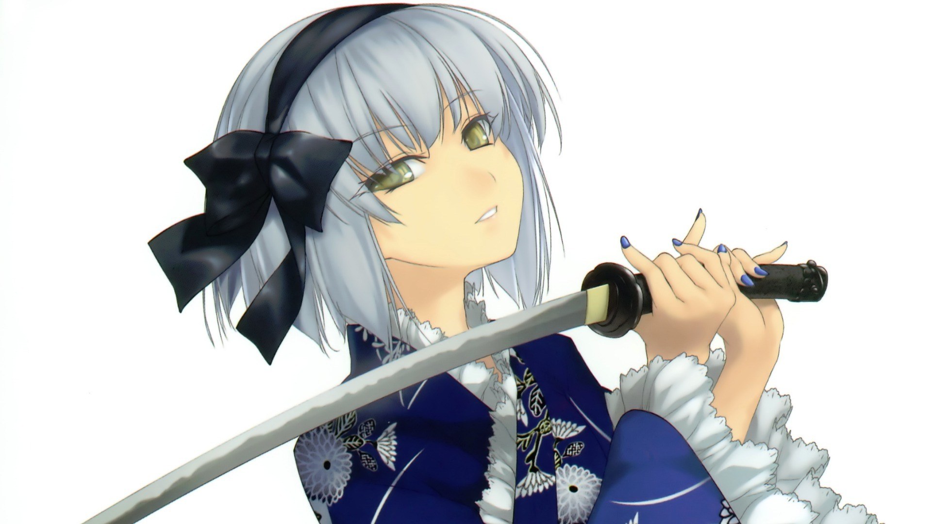silver-haired girl with sword