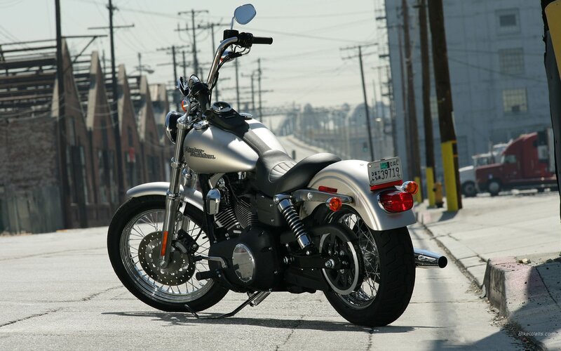 silver harley-davidson motorcycle