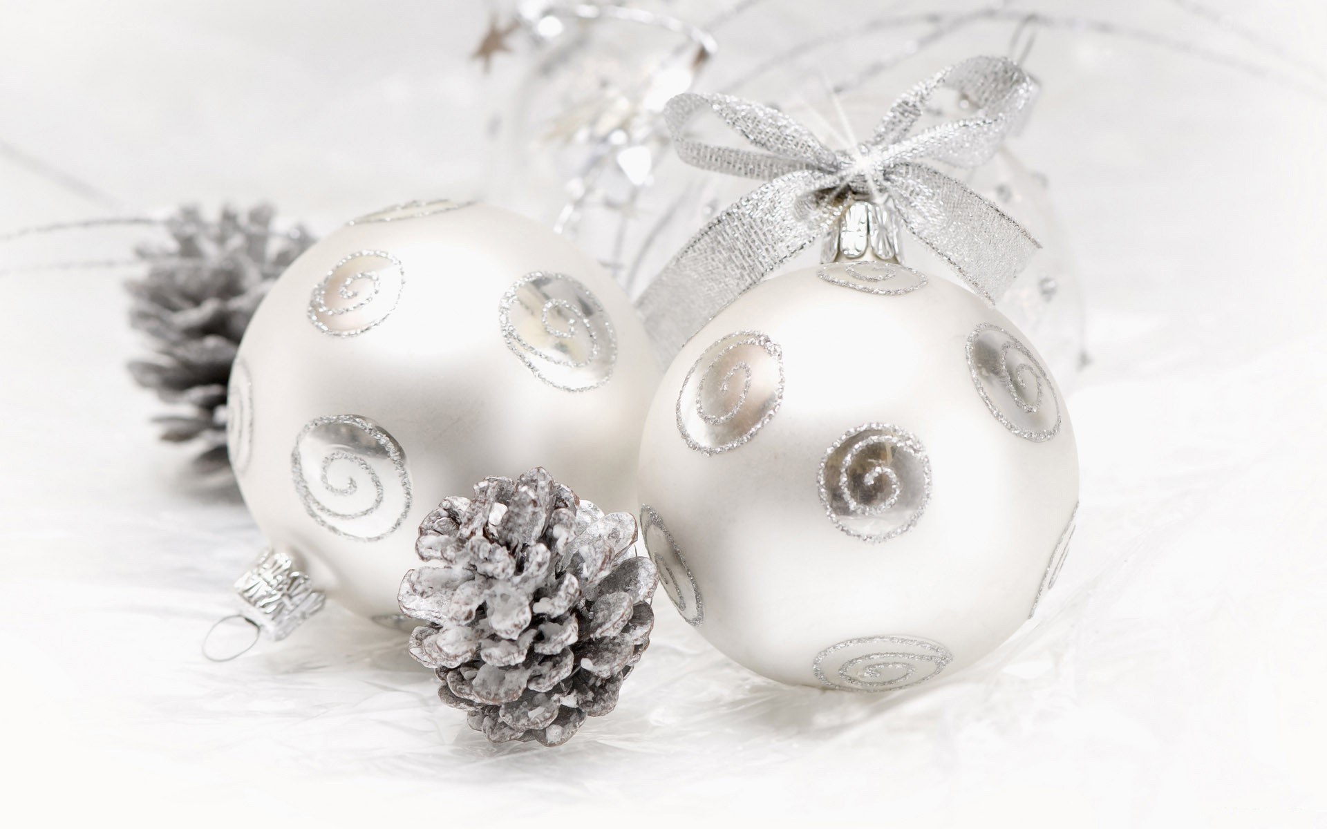 silver holiday ornaments