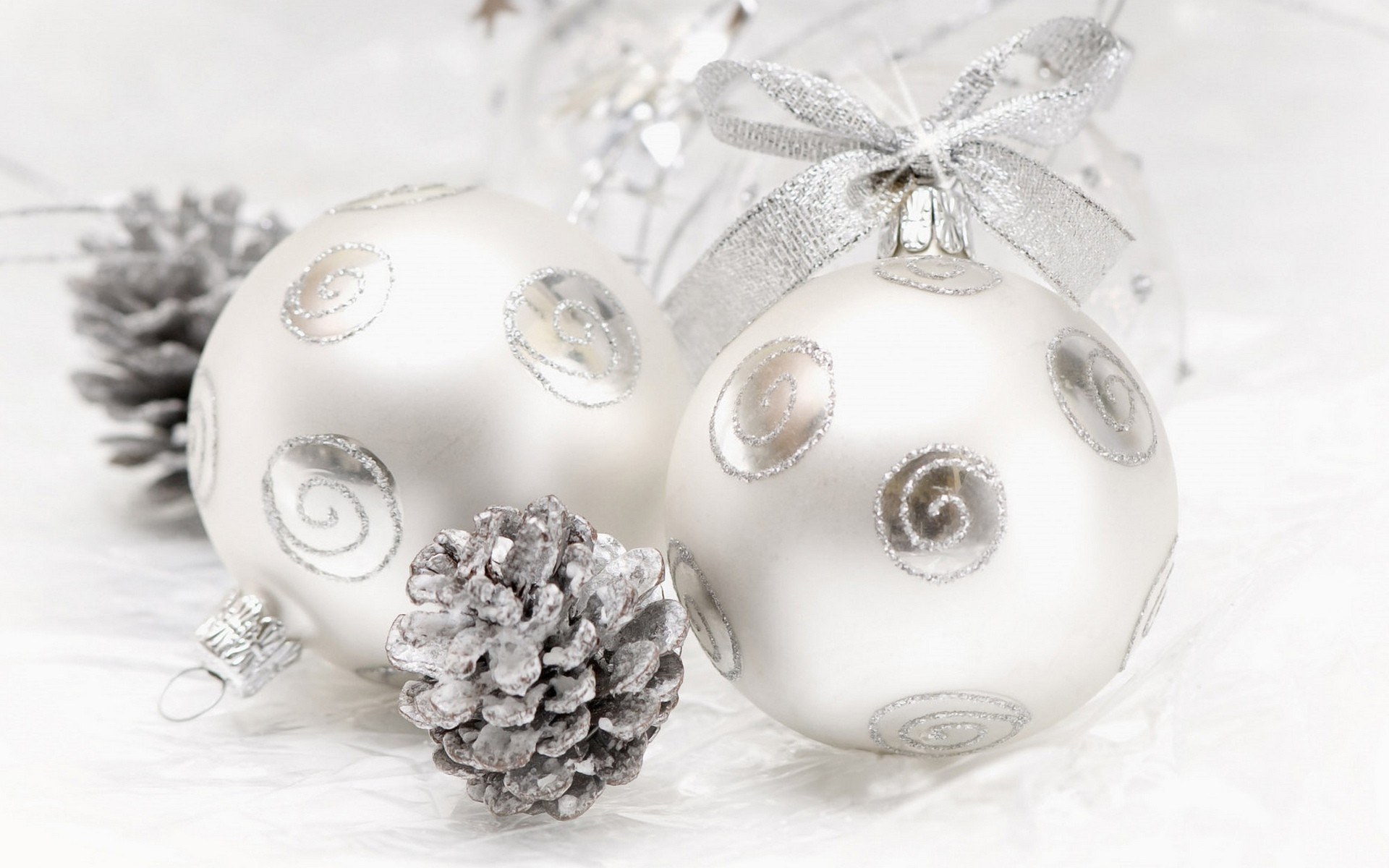 silver holiday ornaments