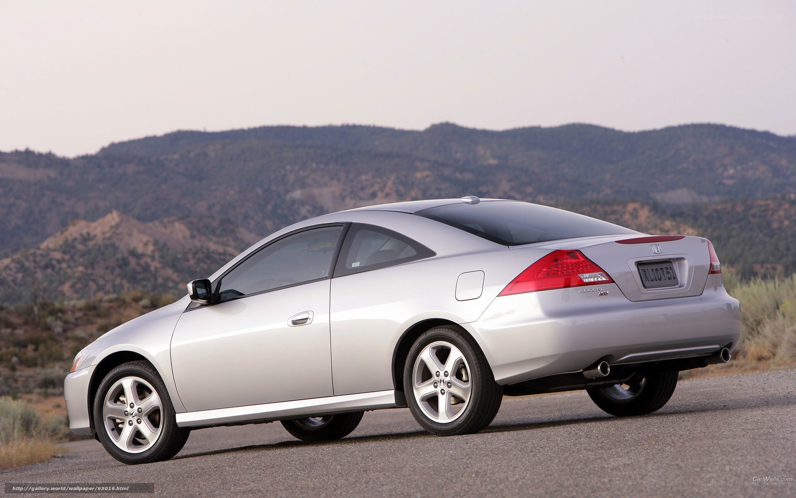silver honda accord coupe