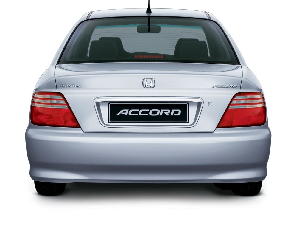 silver honda accord rear view