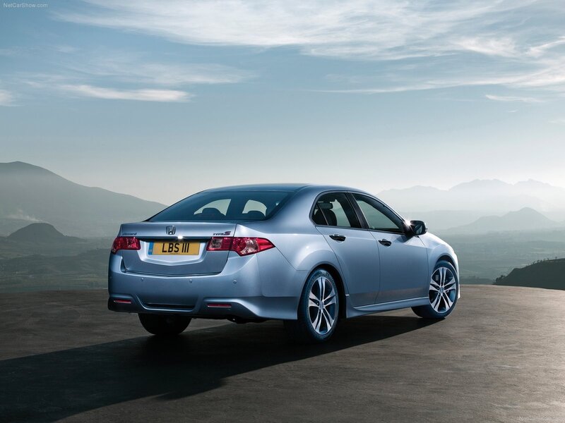silver honda accord sedan