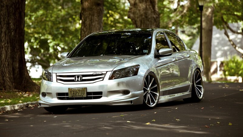 silver honda accord sedan