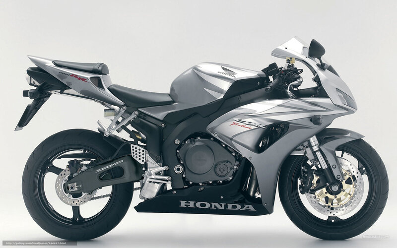 Silver Honda CBR1000RR — Neutral