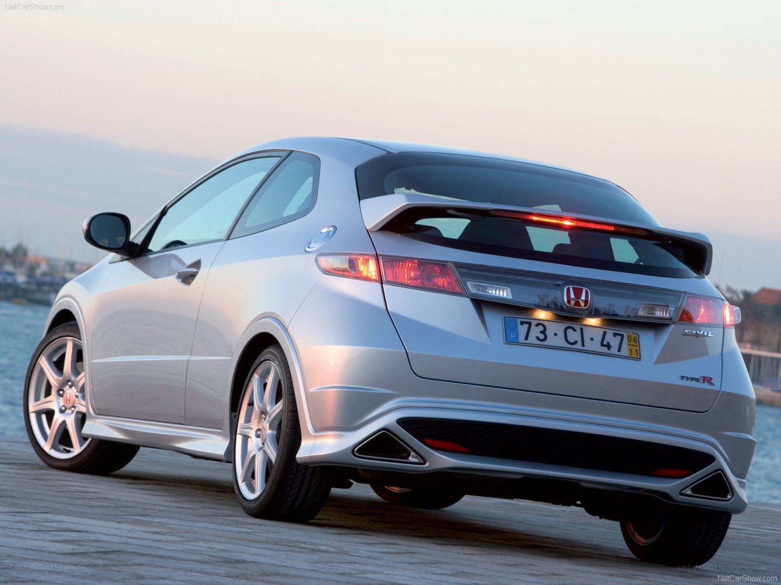 Silver Honda Civic Type R
