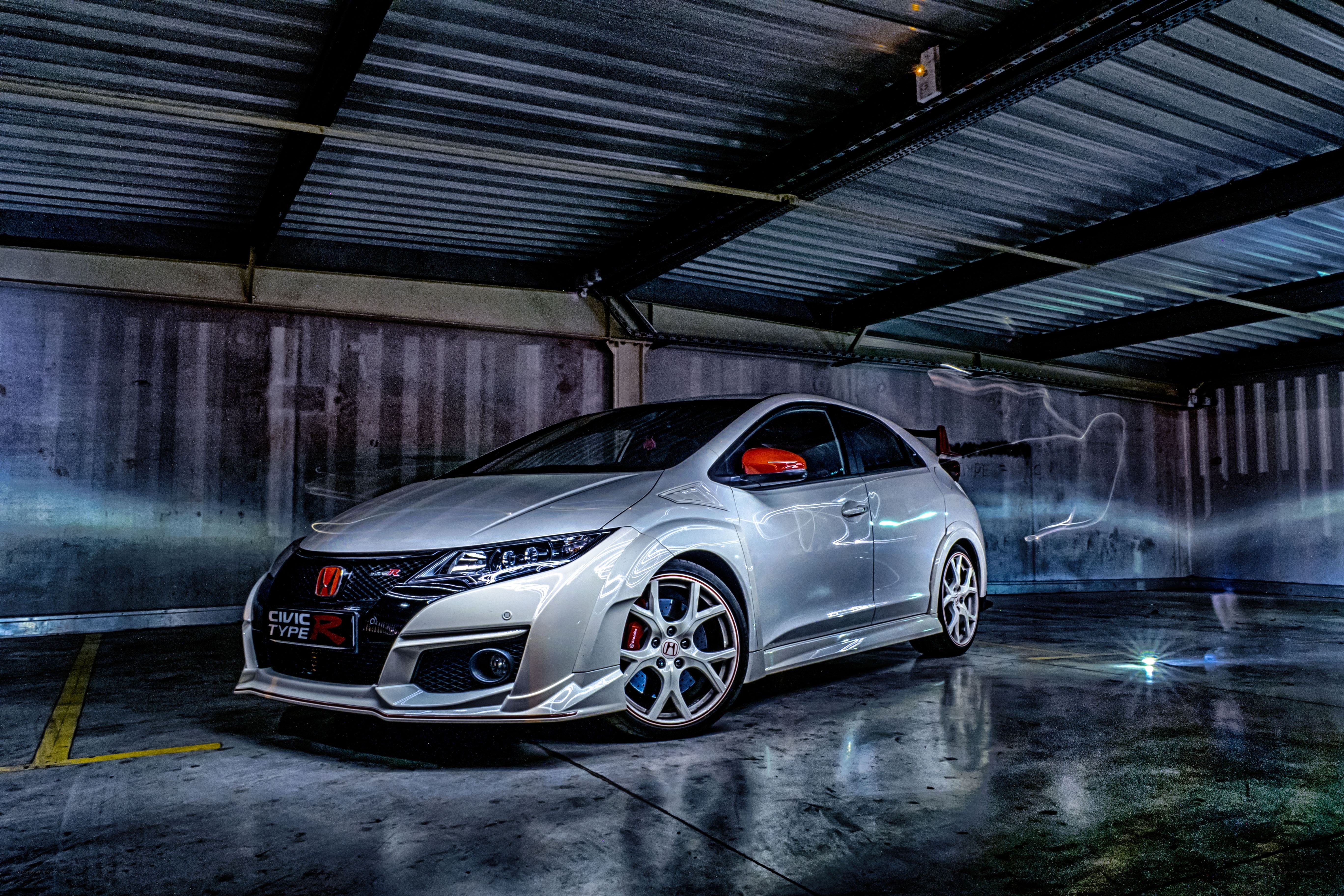 Silver Honda Civic Type R