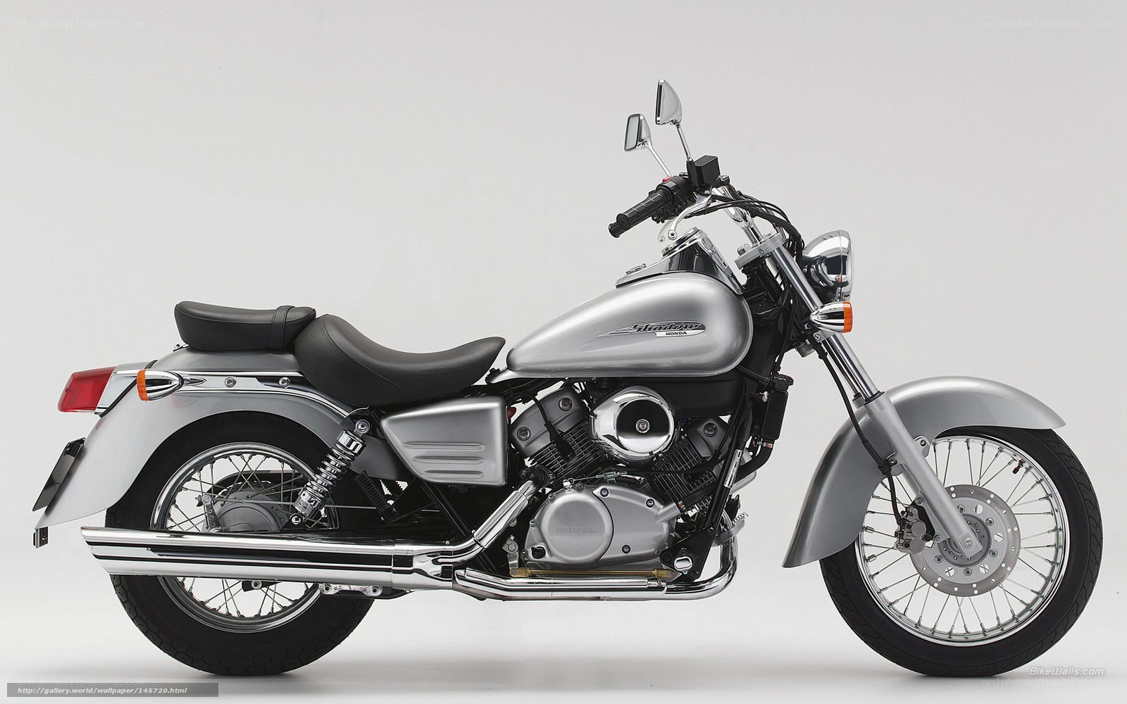 silver honda motorcycle