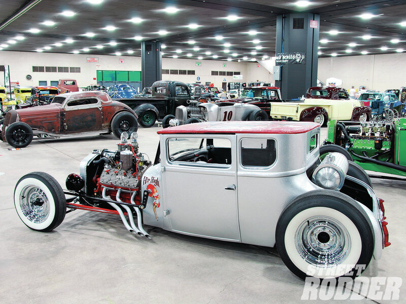 Silver Hot Rod Car — Industrial