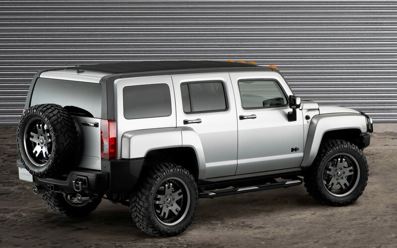 Silver Hummer H3 Suv — Neutral