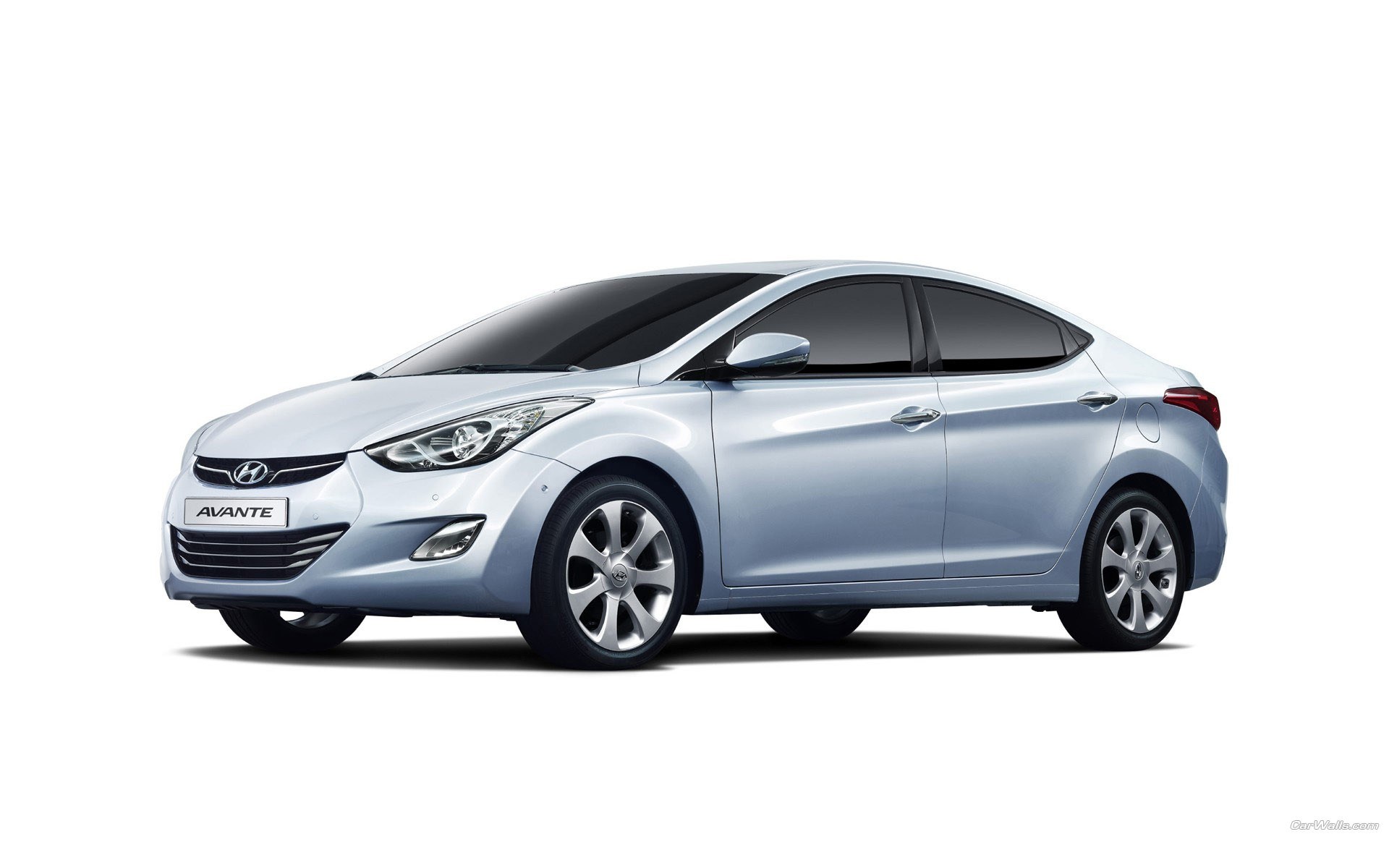 silver hyundai avante sedan