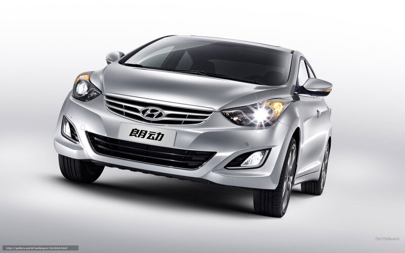 Silver Hyundai Elantra