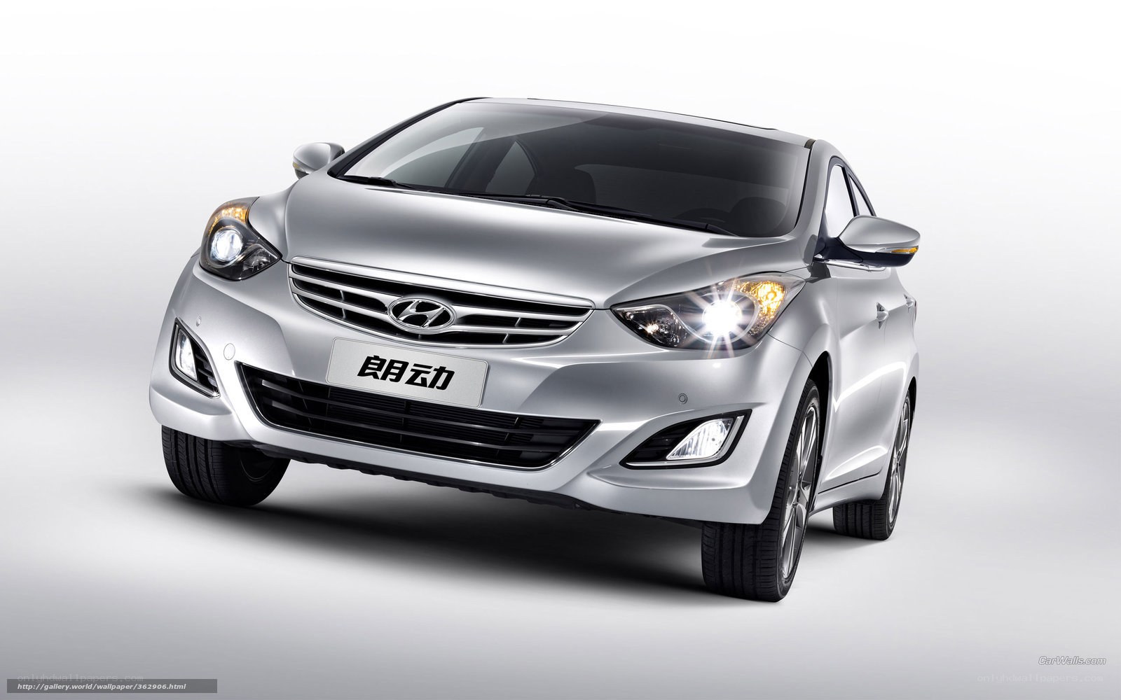 Silver Hyundai Elantra