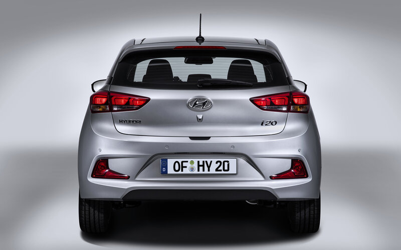 Silver Hyundai I20