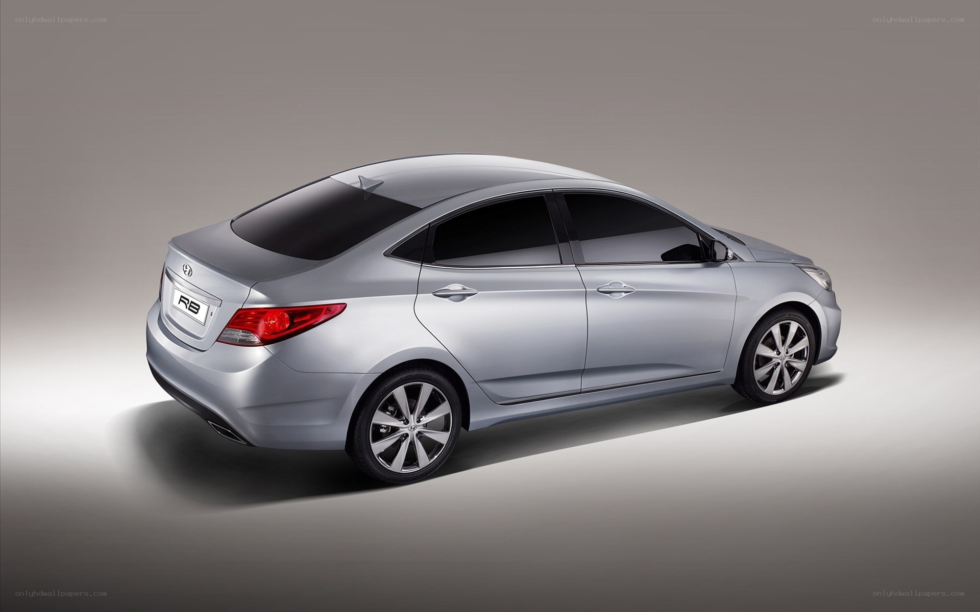 silver hyundai r8 sedan
