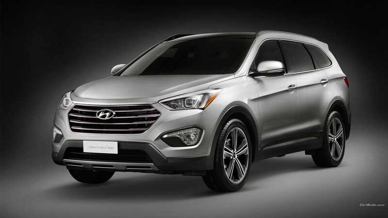 Silver Hyundai Santa Fe — Dramatic, Photograph