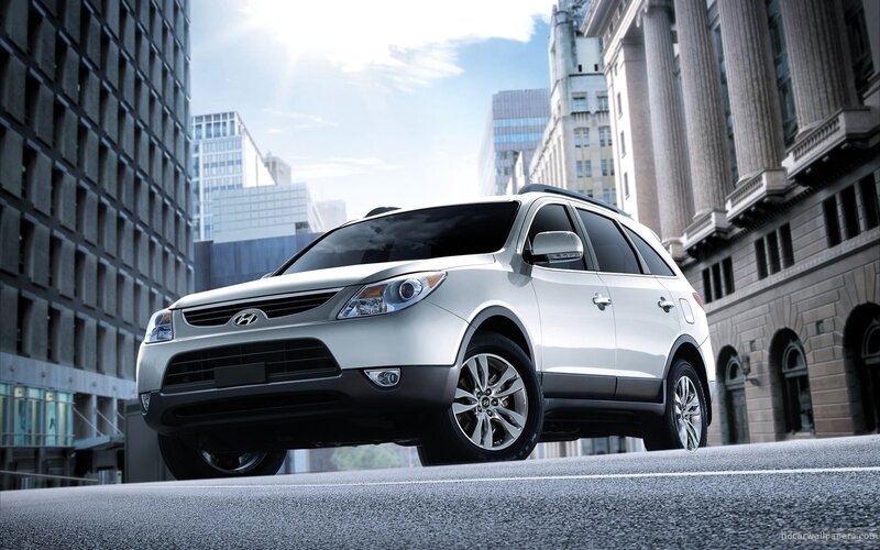 Silver Hyundai Santa Fe in city