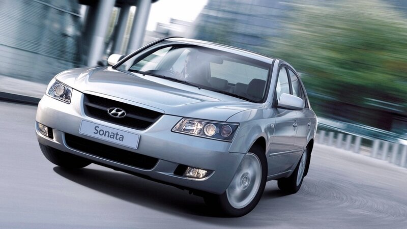 Silver Hyundai Sonata in motion