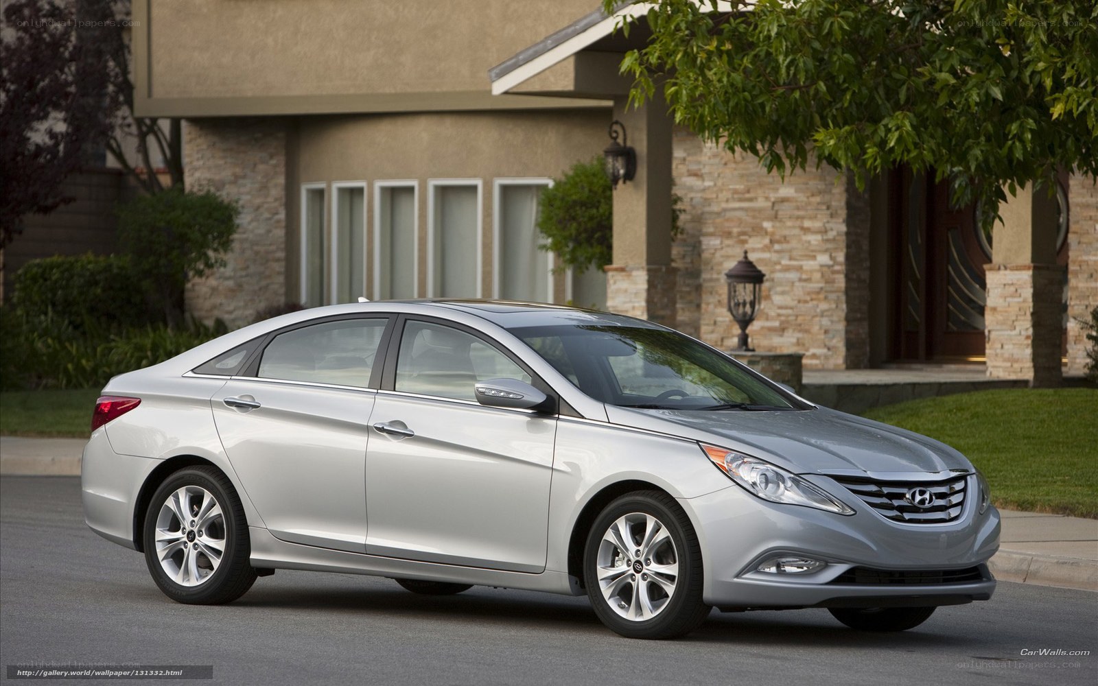silver hyundai sonata sedan