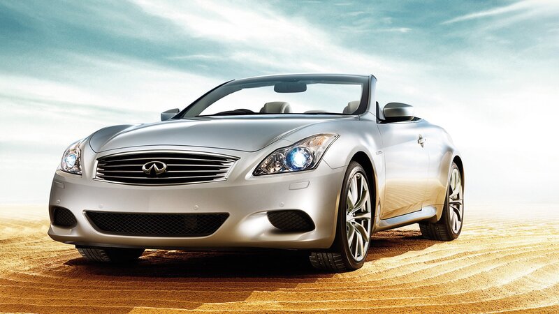 Silver Infiniti Convertible — Dramatic