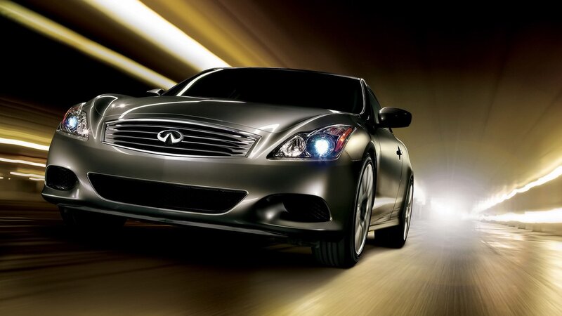 Silver Infiniti Coupe — Dynamic, Night, Photograph