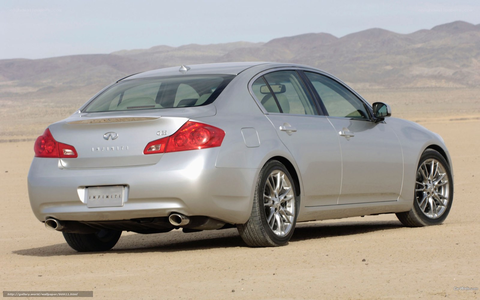 silver infiniti g35 sedan