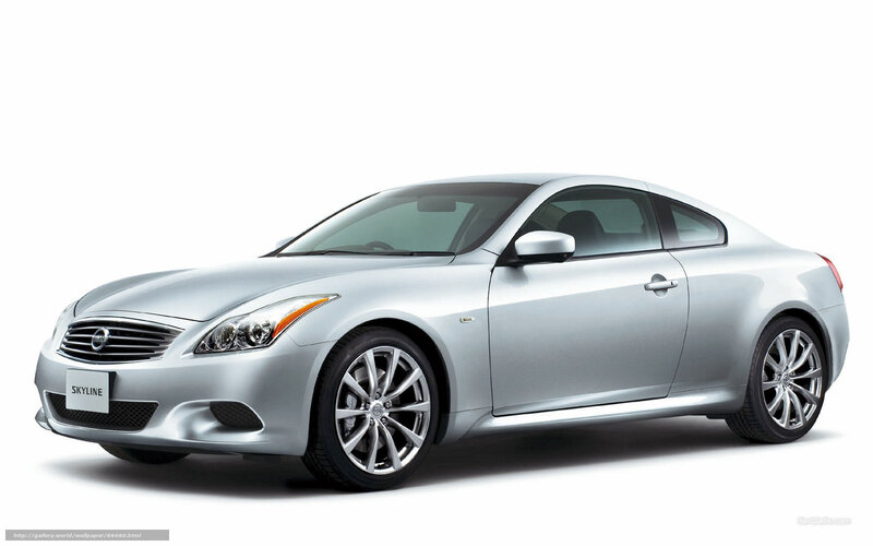 Silver Infiniti G37 Coupe