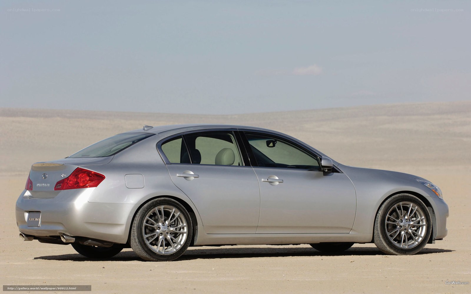 silver infiniti g37 sedan