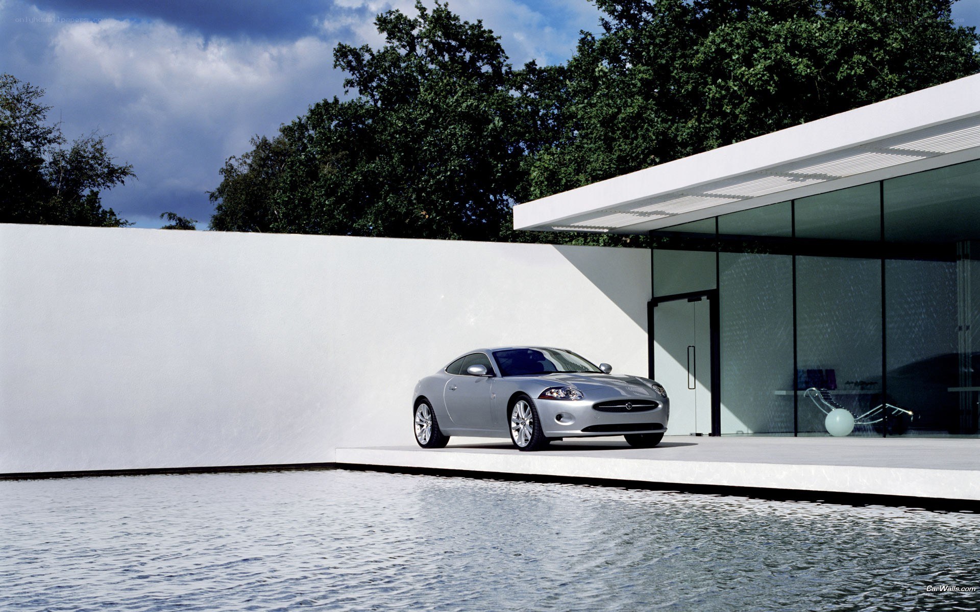 Silver Jaguar in modern setting