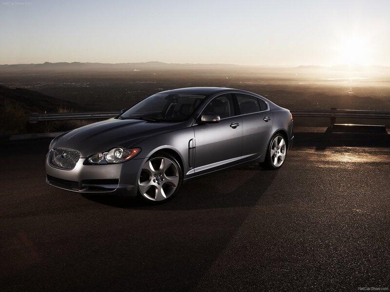 Silver Jaguar Xf Sedan — Gray