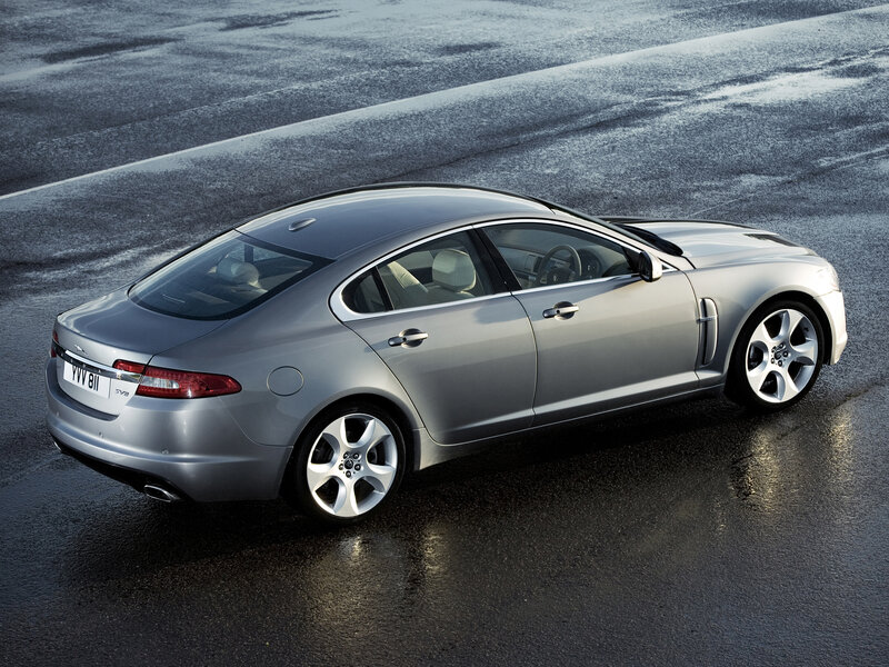silver jaguar xfr sedan