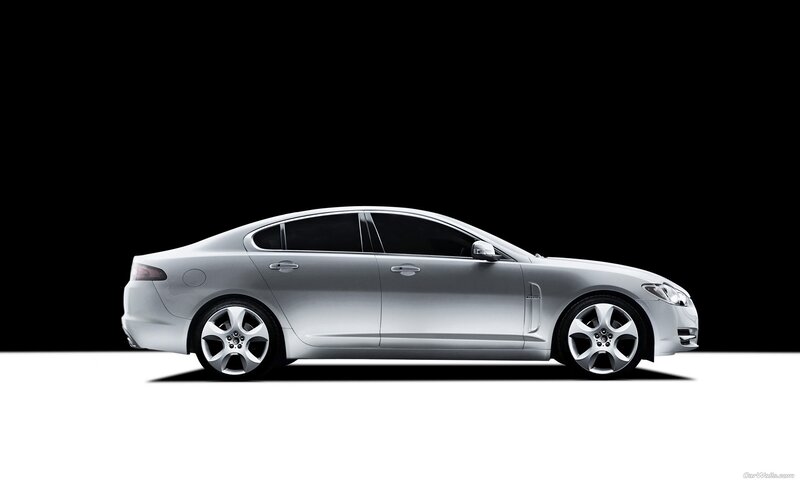 silver jaguar xfr sedan