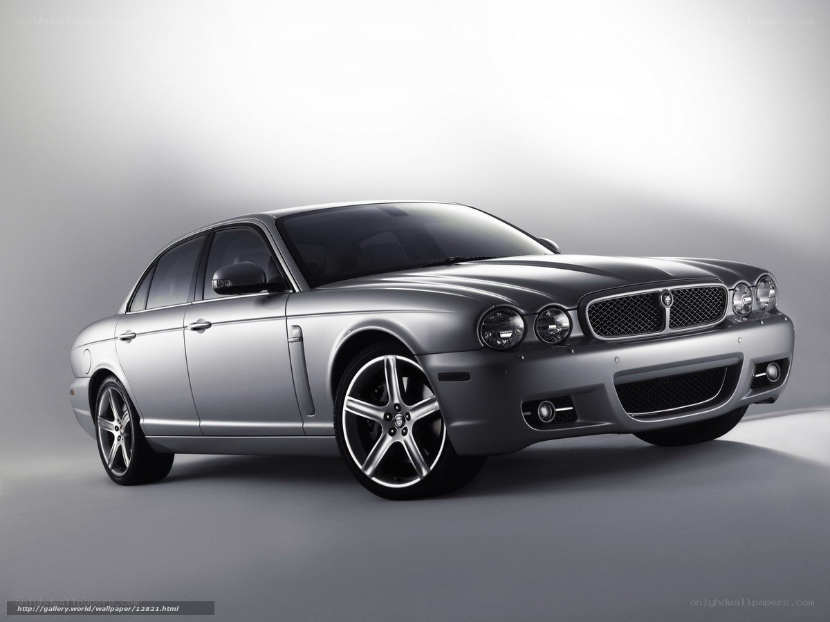 silver jaguar xj sedan