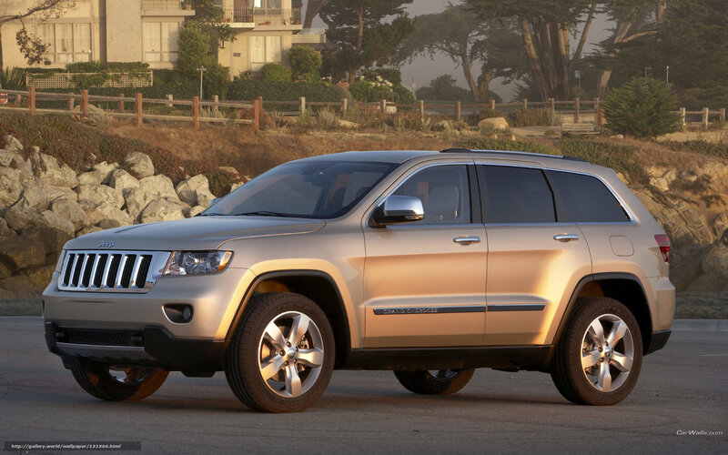 Silver Jeep Grand Cherokee — Serene, Sunset
